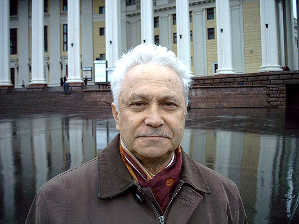 Писатель ваграм кеворков фотосессия-70.